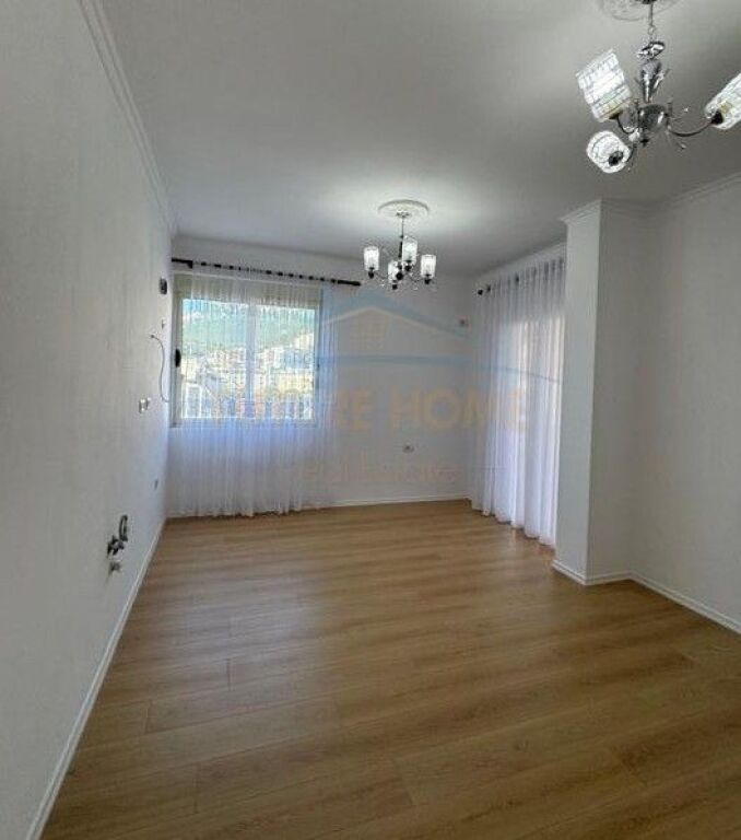 For sale, 2+1 Apartment, Fresk, Tirana​