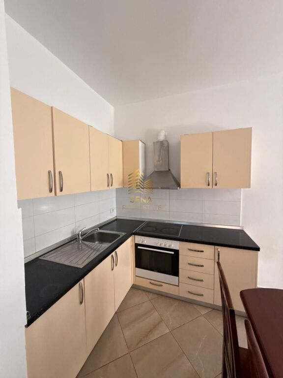 Rent, Apartment 2+1+balcony, Partially Furnished, Fresh, 30,000 Lek/month