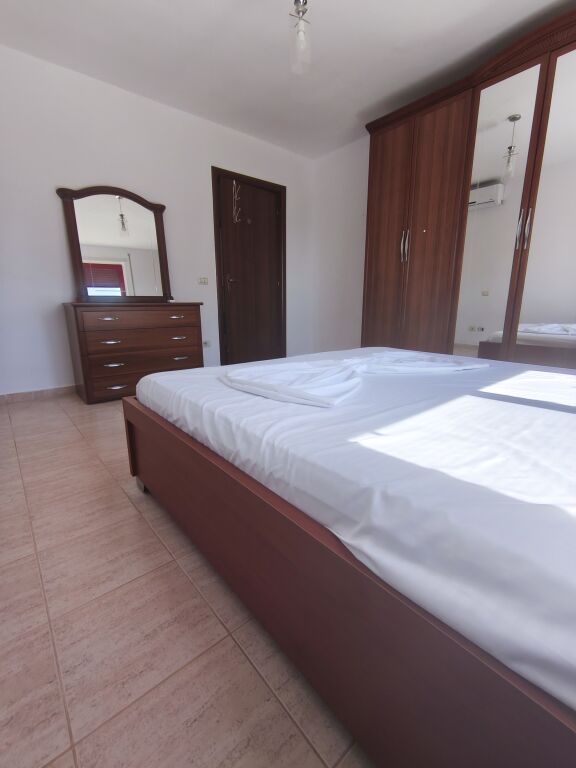Apartament 3+1 me Pamje nga Deti me Qira në Vollga, Durrës – 165 m², i Mobiluar Plotësisht