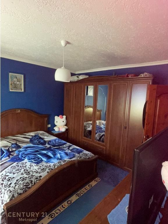 Okazion! Apartament 2+1+2 per shitje ne Allias!
