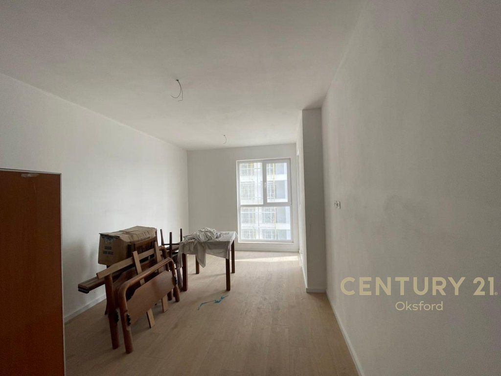 Apartament 2+1+2 + Parkim per shitje tek Univers City! 130,000 €