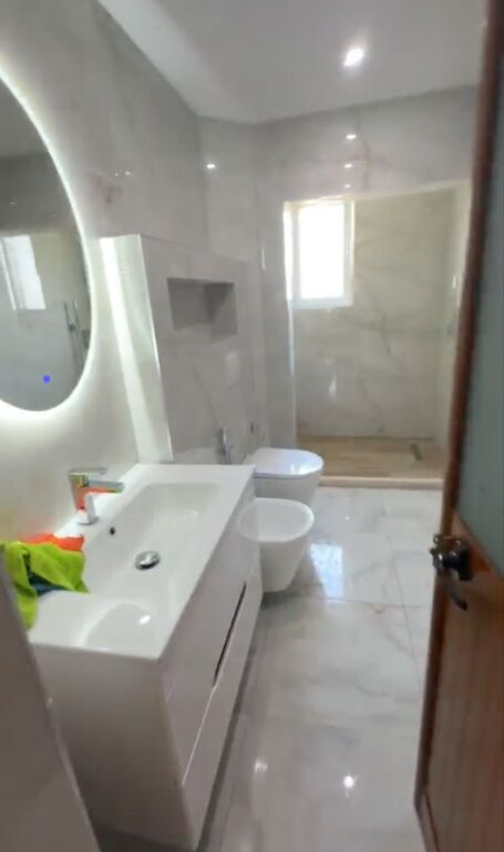 Qera | Apartament 1 + 1 | Rruga Njazi Meka | 350 €/muaj