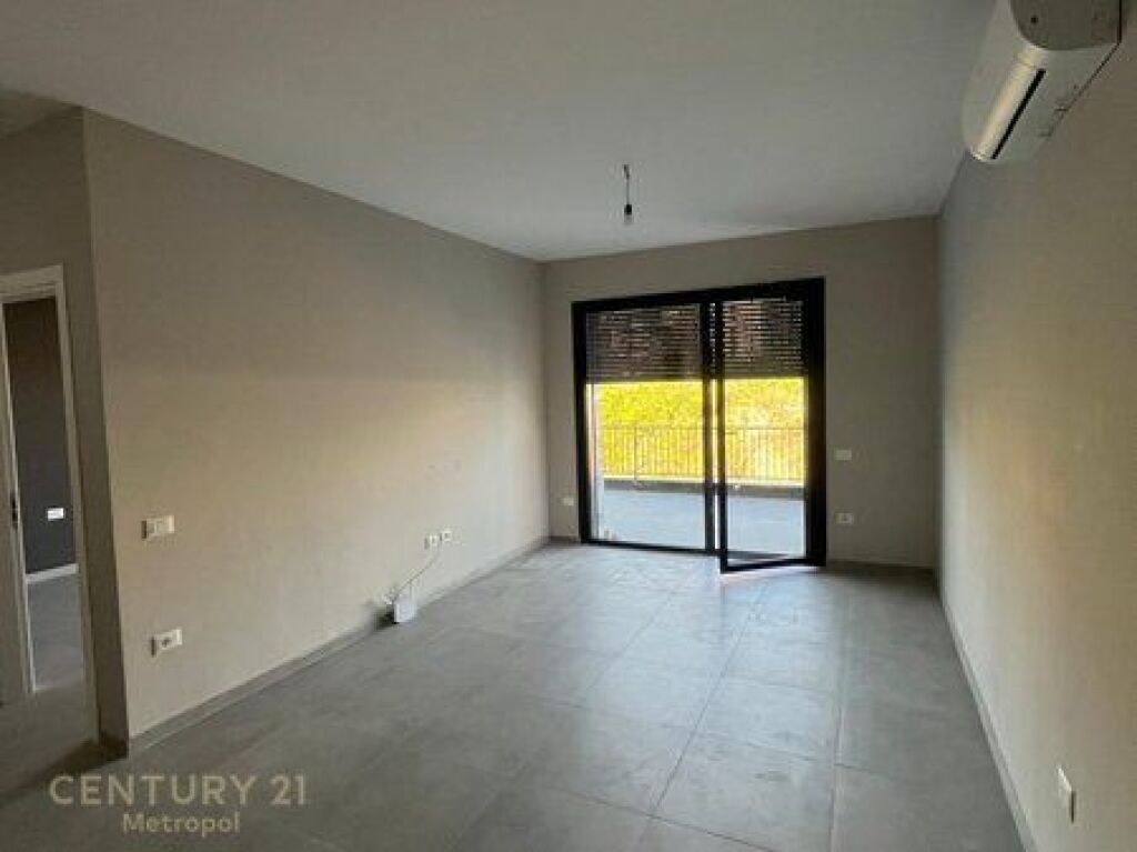 Apartment 1+1 for rent at Dry Lake, in the Met Invest buildings.