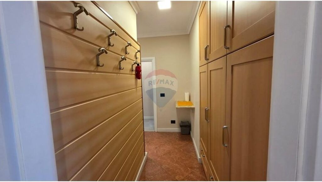 Apartment 2+1+2 in Center