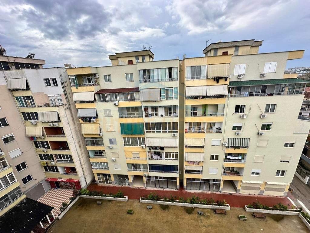 Qera, Apartament 2+1, Unaza e Re.