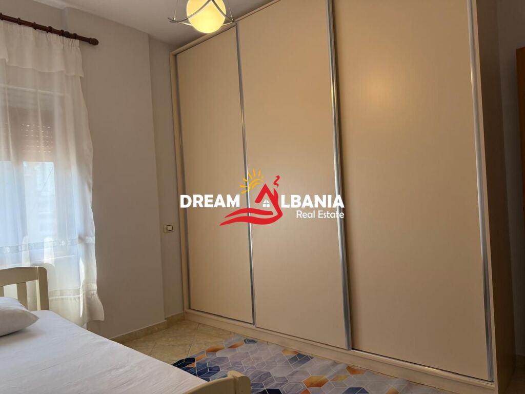Appartamento in Affitto in Via Muhamet Gjollesha vicino all'Hotel Mondiali (ID 42215559)