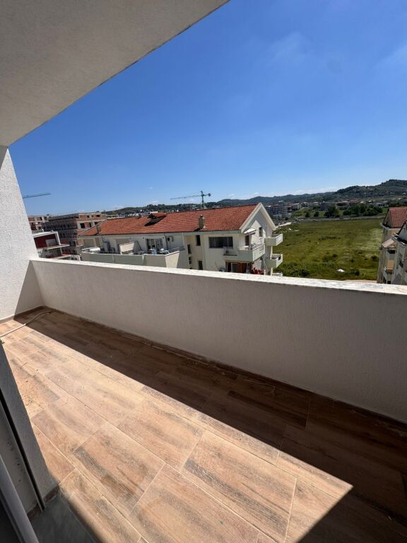 Shitet Apartament 1+1 –Golem