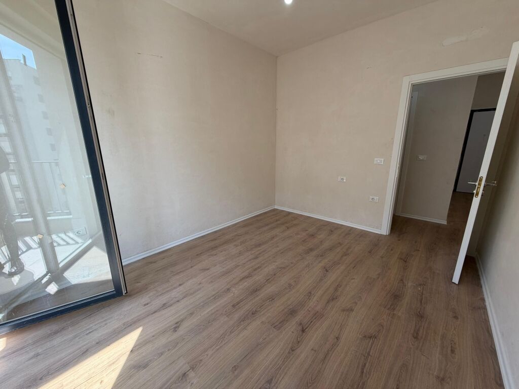 📣 SHITET Apartament 3+1+2 📍 Komuna e Parisit ✨