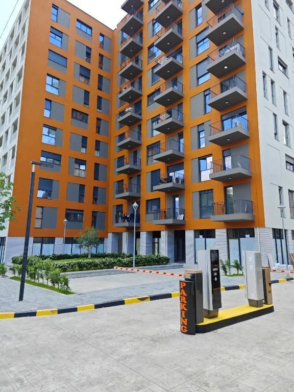 Shitet Apartament prane QSUT, Tirane