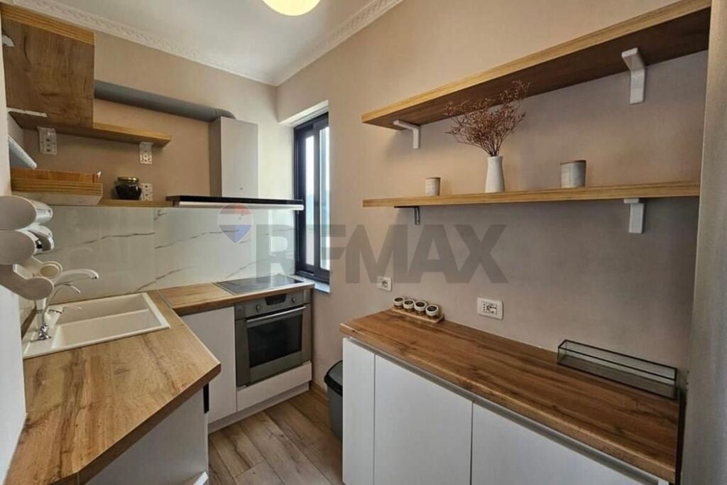 Apartament 2+1 me qera Rruga e Kosovareve