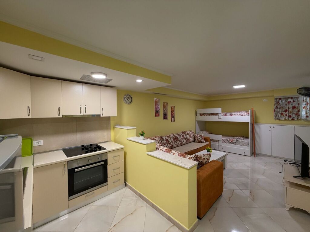 Shitet , Apartament 1+1 , Alb Adriatica , Golem