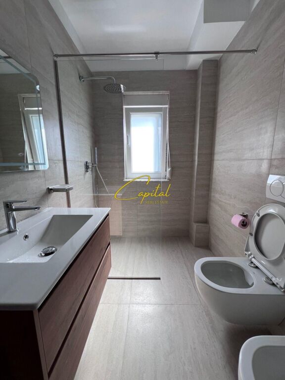 APARTAMENT ME QIRA 2+1 RRUGA E ELBASANIT 70.000 LEKE