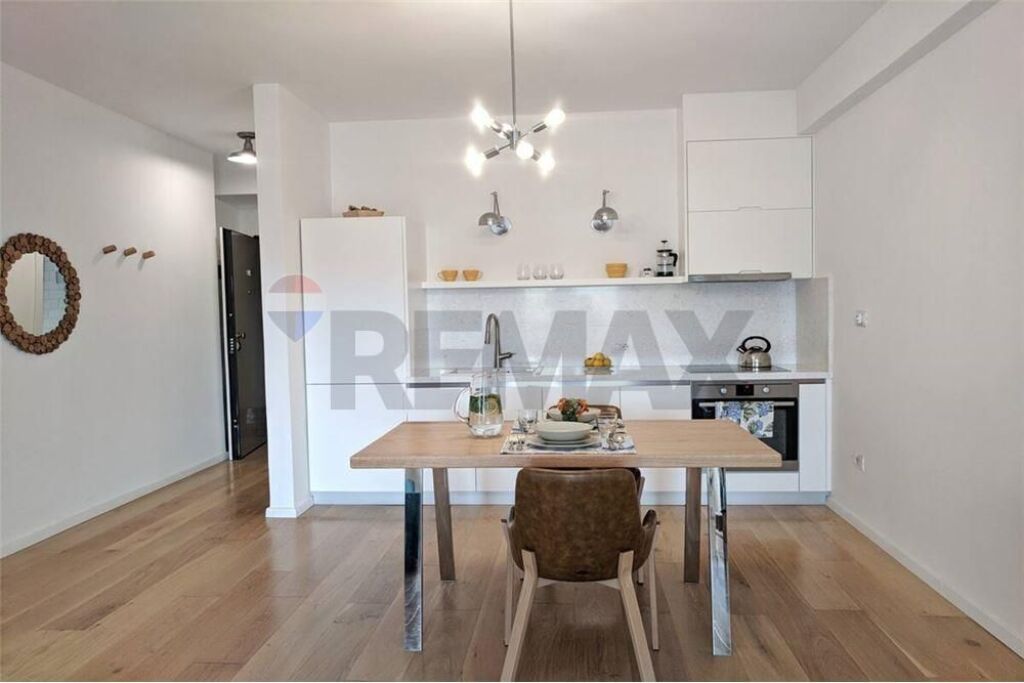 Apartament 1+1 per qira ne Myslym Shyri