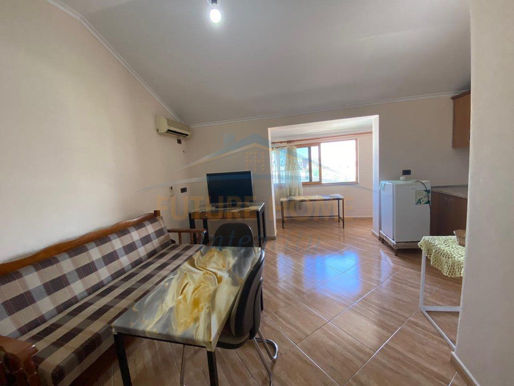 Jap  Apartament  me qera 1+1, Rruga Siri Kodra