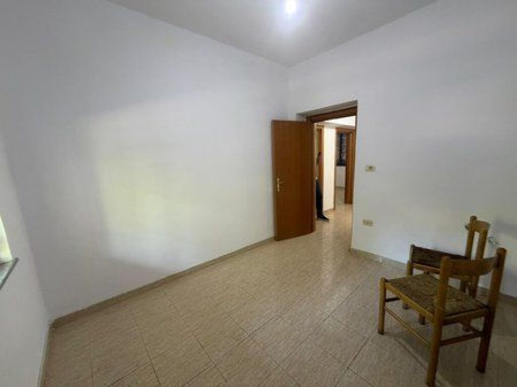 Shitet, Apartament 2+1+Depo, Brryli, Tirane.