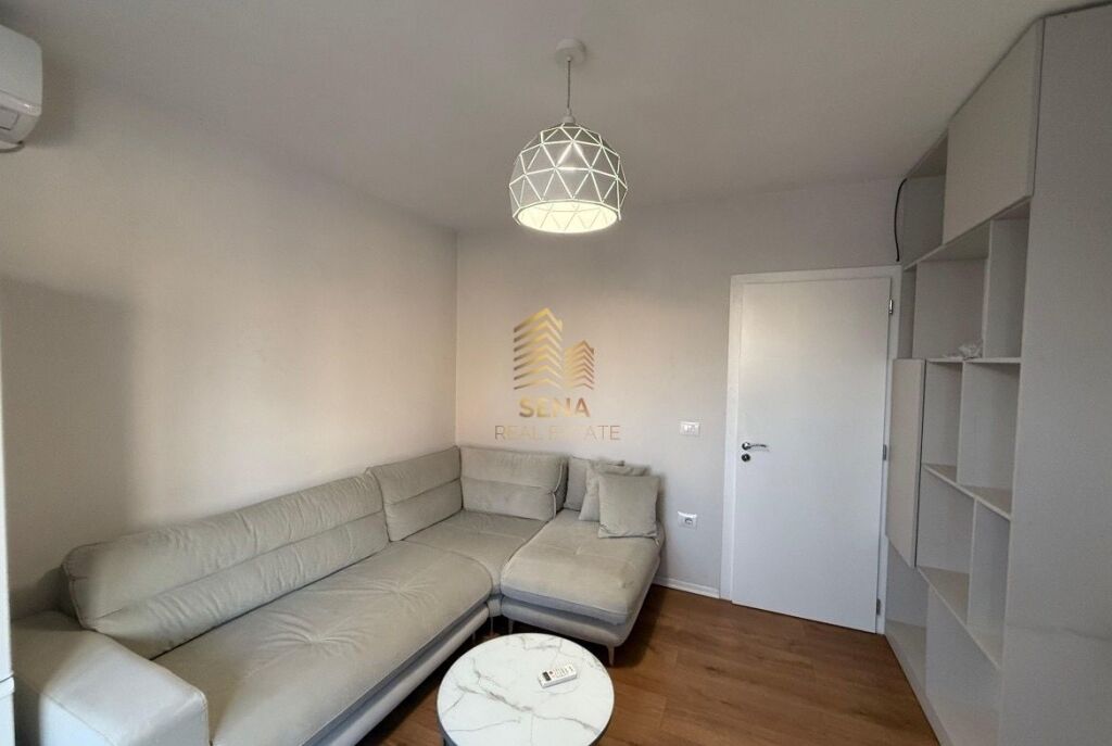 Apartment 1+1 for rent at the 5 May Intersection
