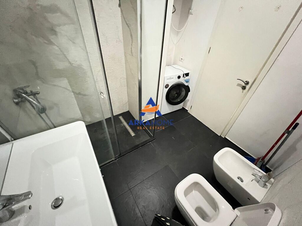 JEPET APARTAMENT ME QERA 1+1+BALLKON "VASIL SHANTO" 650 EURO