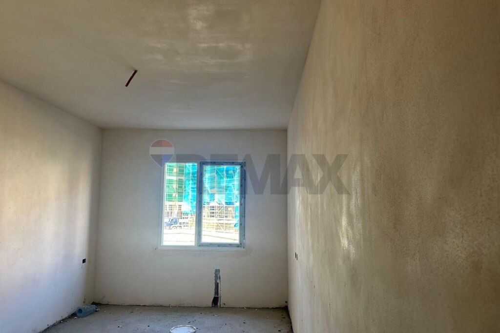 PASKUQAN, SHESIM APARTAMENT 3+1