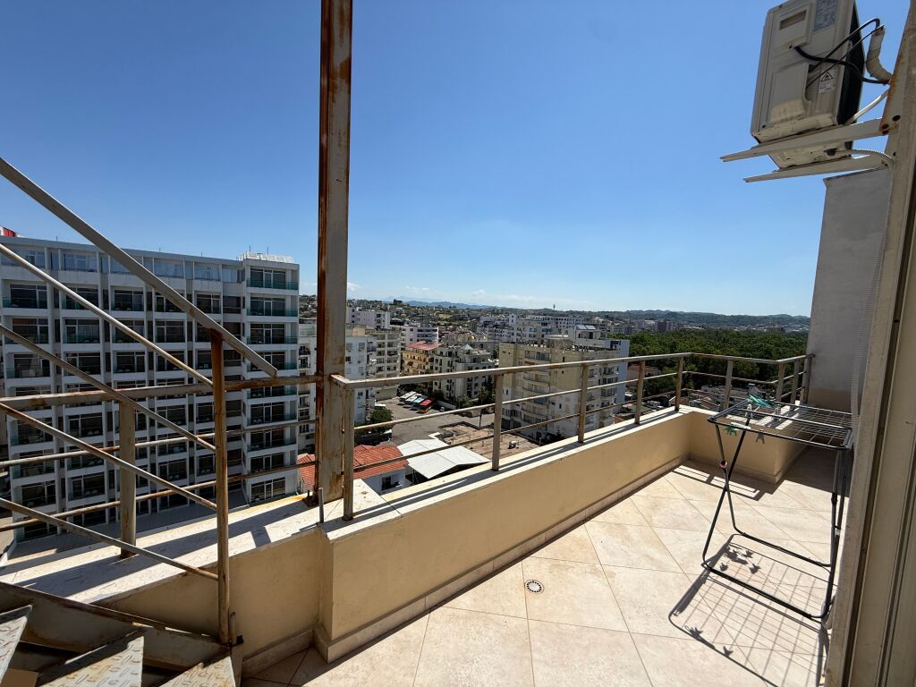 Qera afatgjate apartament 1+1 ne plazh iliria