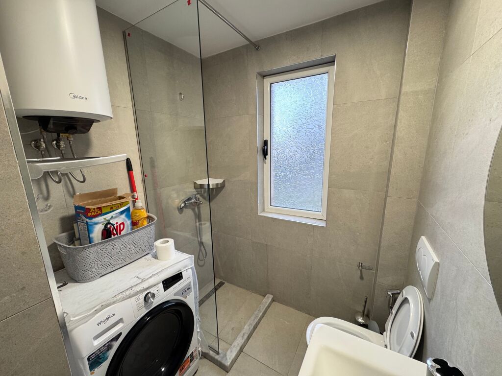 APARTAMENT 1+1 PER QIRA NE QENDER
