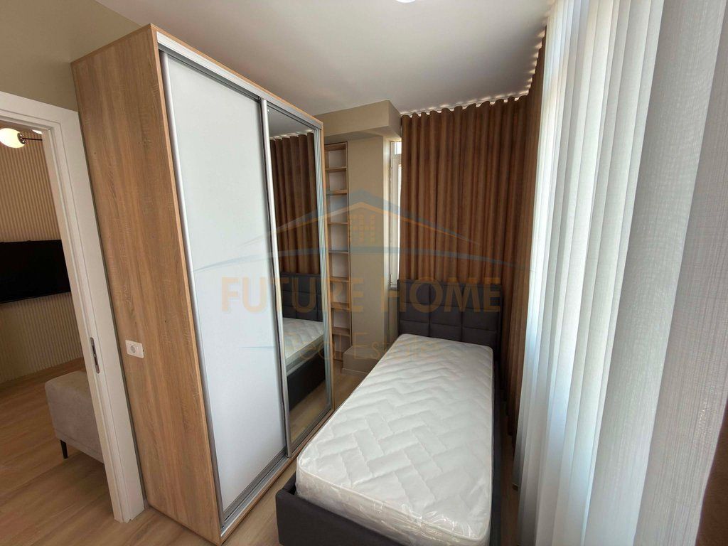 Shitet, Apartament 2+1, Unaza e Re