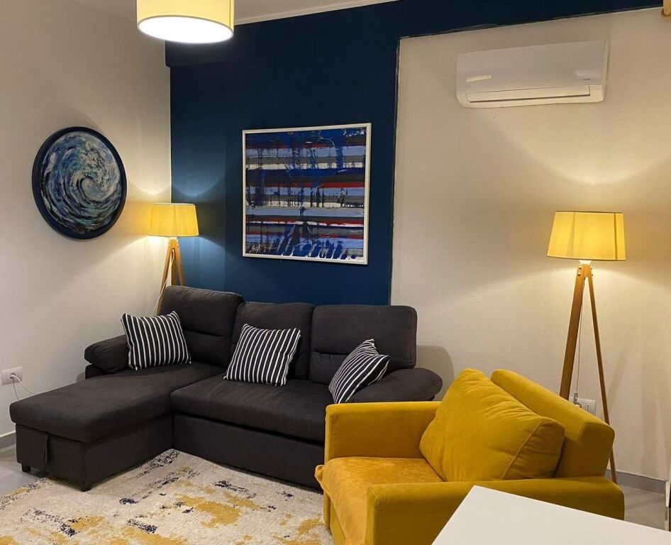 🏡 Shitet Apartament 1+1