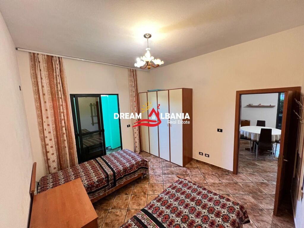 The second floor of a villa is for rent on Durres Street near Hotel Koloseu (ID 4251451)