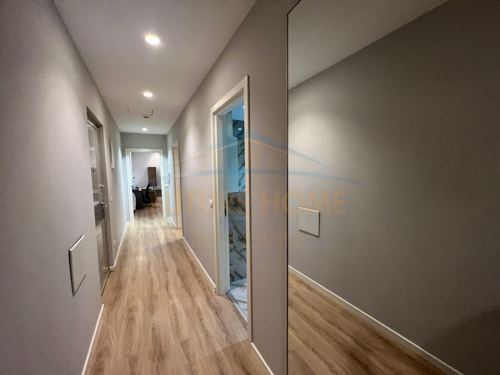 Qira, Apartament 2+1+2, Ambasador 3
