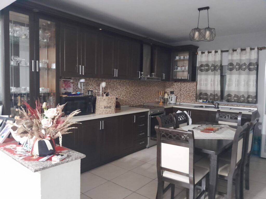 Qera | Apartament 3 + 1 | Laprakë | 500 €/muaj