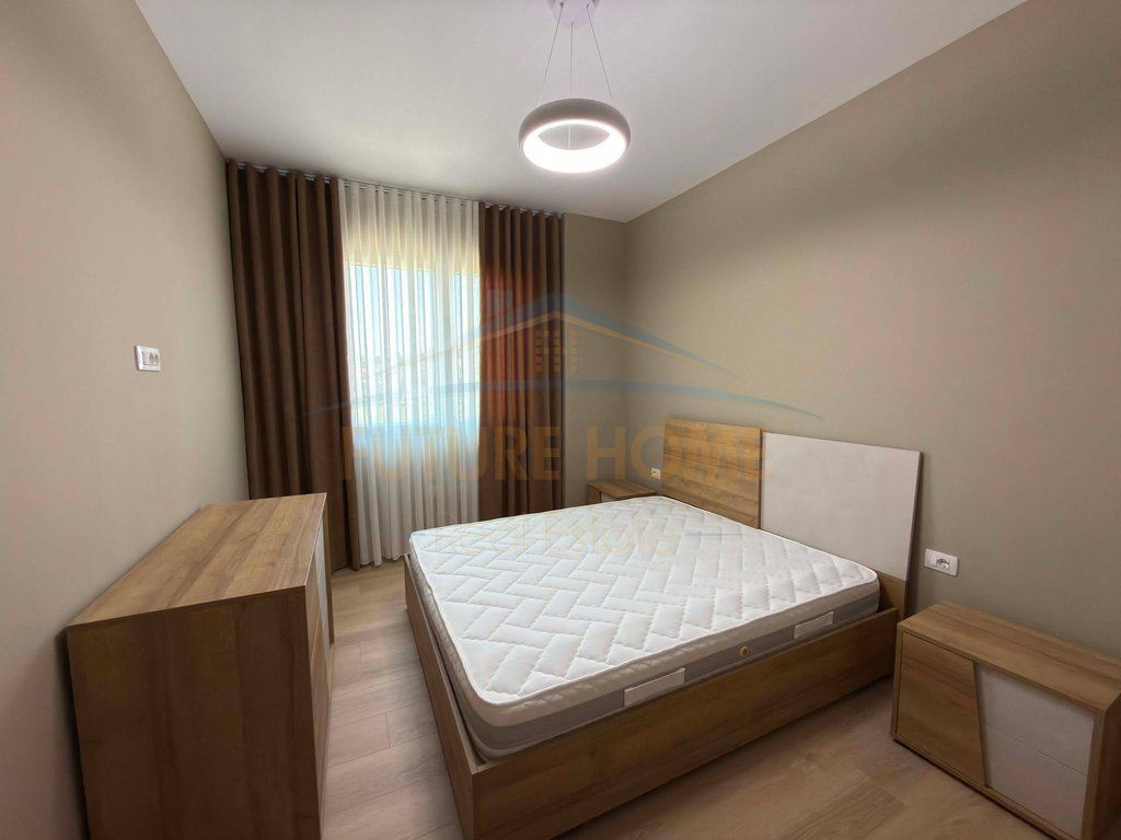 Shitet, Apartament 2+1, Unaza e Re