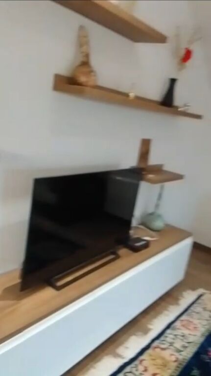 Qera | Shtëpi private 2 + 1 | Fresku | 370 €/muaj
