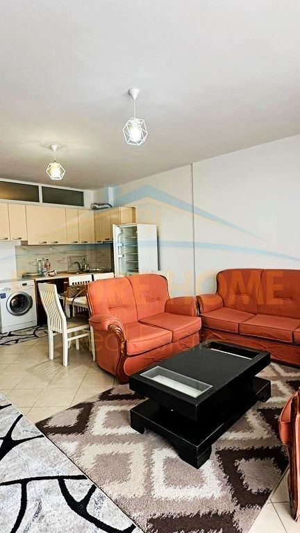 Qera, Apartament 2+1, Unaza e Re.