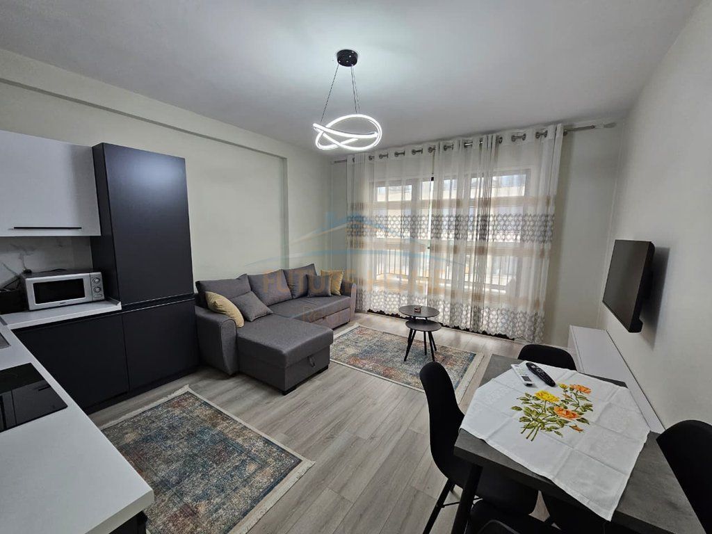 Rent, Apartment 2+1+2 Durres Street, Colosseo, Tirana. 800 €