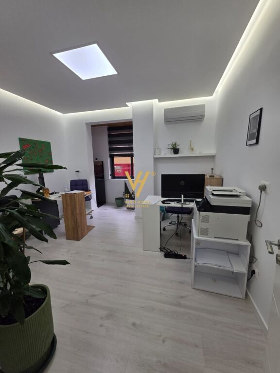 JEPET ZYRE 65 M2 ME QERA TEK SHKOLLA E BALETIT 50.000 LEKE
