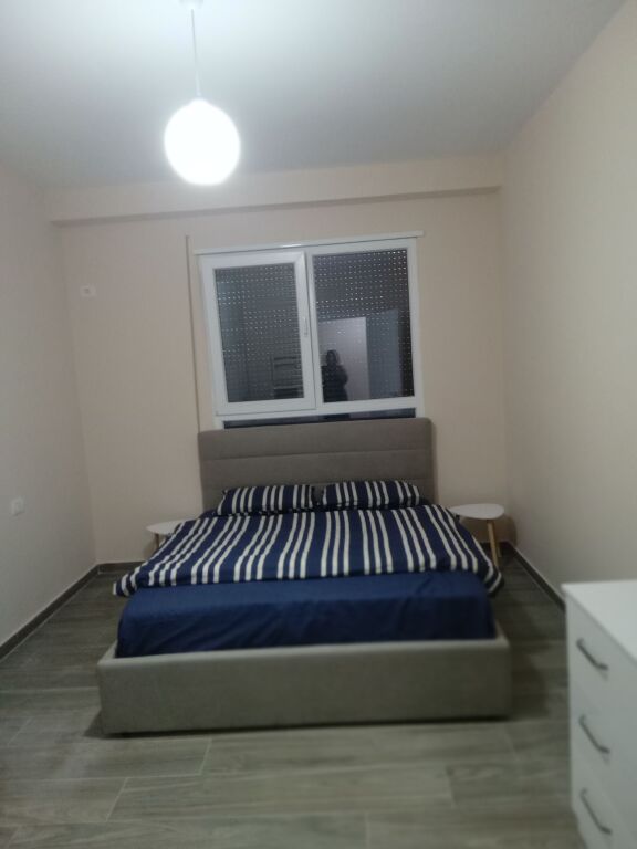 🏡 ME QIRA – APARTAMENT 1+1 | LUNGOMARE, VLORË 🌊