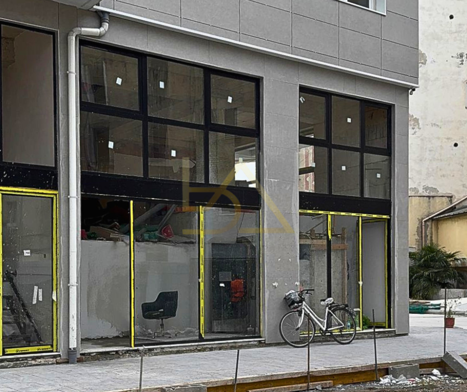 Locale Commerciale in Vendita – vicino al Carcere 313, Nuovo Viale, Tirana
