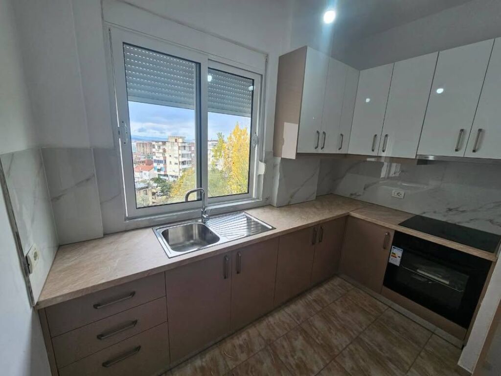 APARTMENT 1+1. 35000 LEKE.FRESK