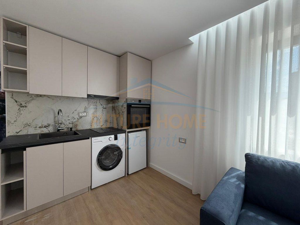 Shitet, Apartament 1+1, Shkolla e Baletit, Tiranë. 133,000 €