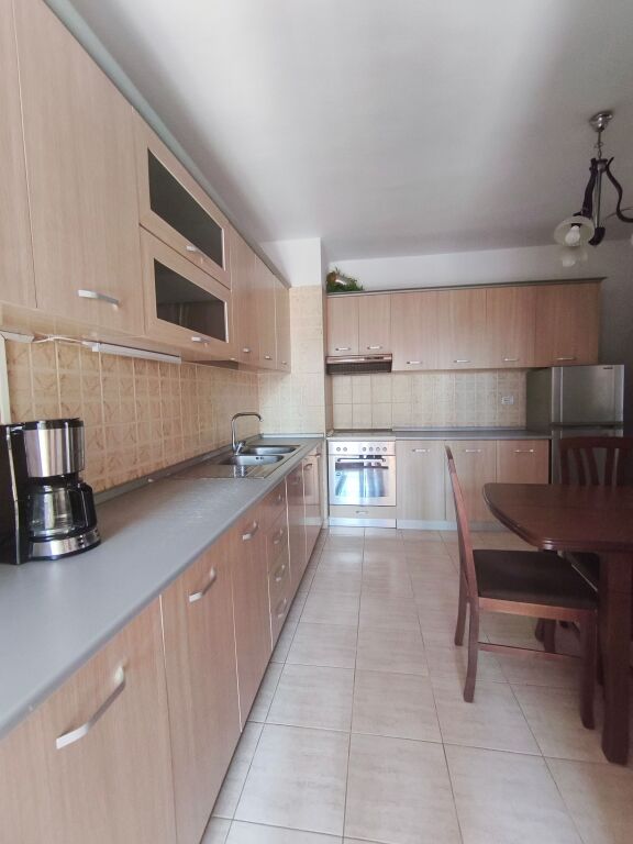 Apartament 3+1 me Pamje nga Deti me Qira në Vollga, Durrës – 165 m², i Mobiluar Plotësisht