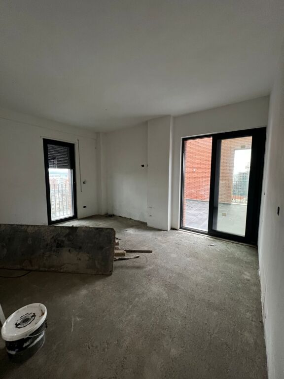 🏙️Penthouse 3+1+2 për shitje në Porcelan