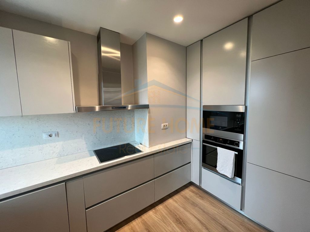 Qira, Apartament 2+1+2, Ambasador 3