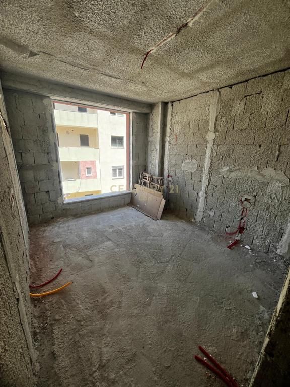 Apartament 2+1 Për Shitje në Golem, Durrës !
