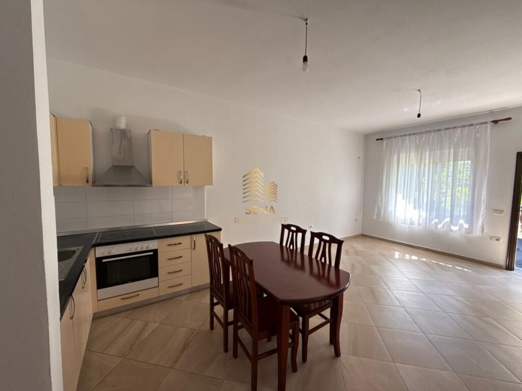 Rent, Apartment 2+1+balcony, Partially Furnished, Fresh, 30,000 Lek/month