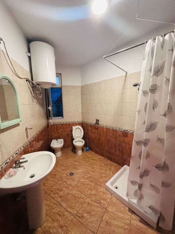 1+1,godine private,eri petrol zog i zi,360 mije leke