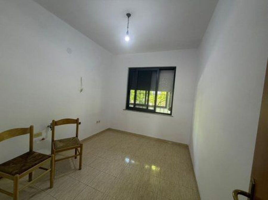 Shitet, Apartament 2+1+Depo, Brryli, Tirane.