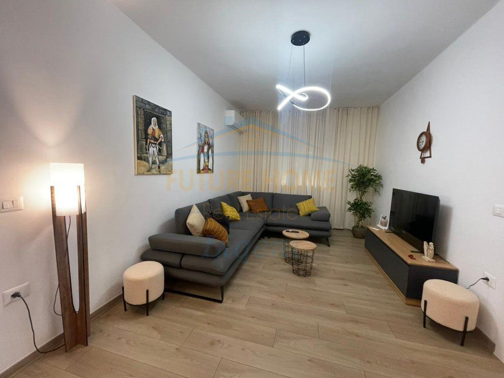 Rent, 2+1 Apartment Center, Tirana. 850 €