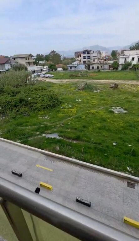 Apartament i pa mobiluar 1+1 Astir Afer Viles L