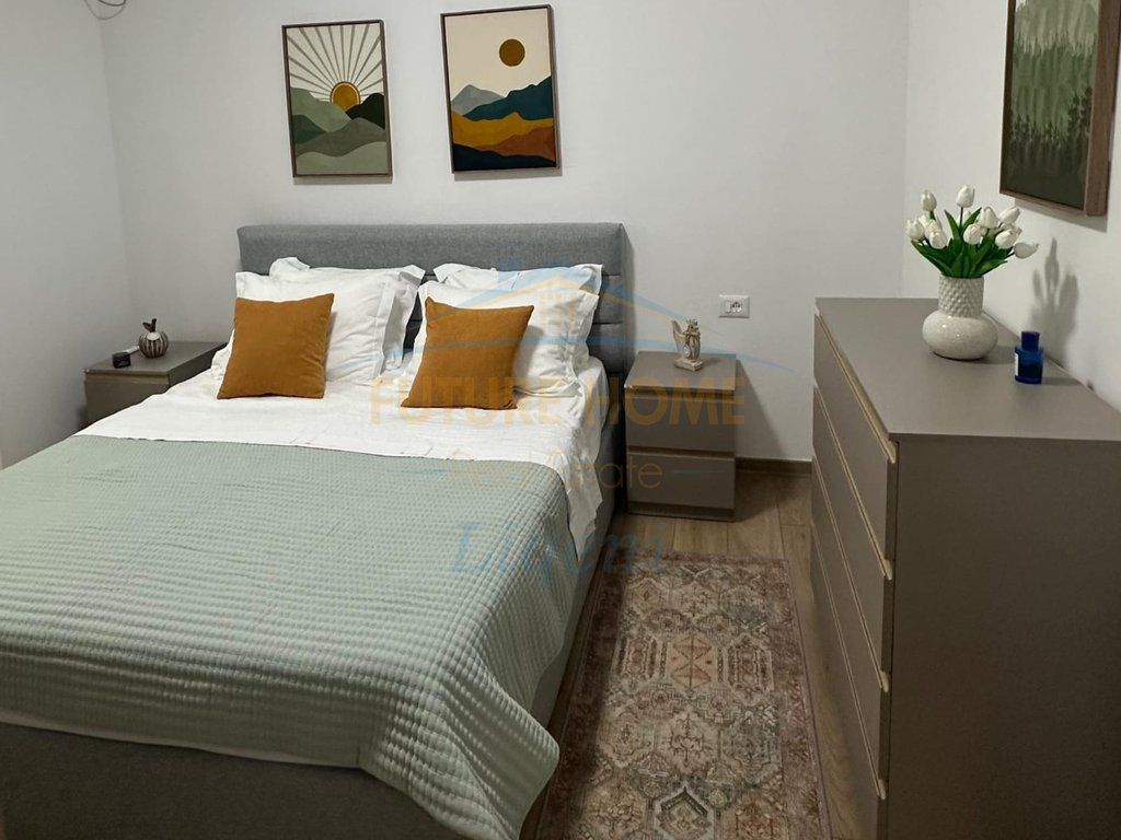 Rent, 2+1 Apartment Center, Tirana. 850 €