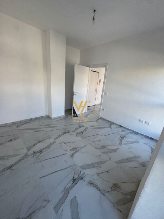 JEPET ZYRE 69 M2 ME QIRA NE LAPRAKE 50.000 LEKE