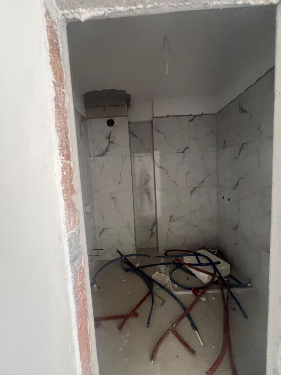 OKAZION Shitet apartament 1+1 – Porcelan